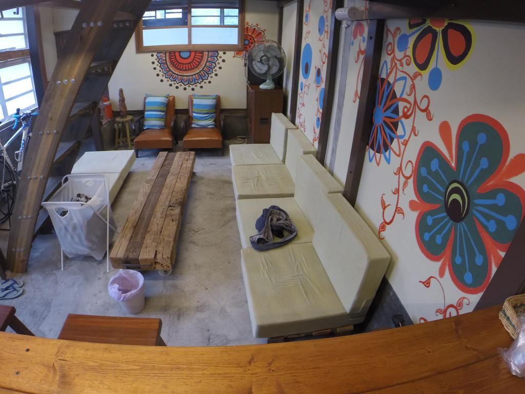 2F Hostel T'ai-tung 外观 照片
